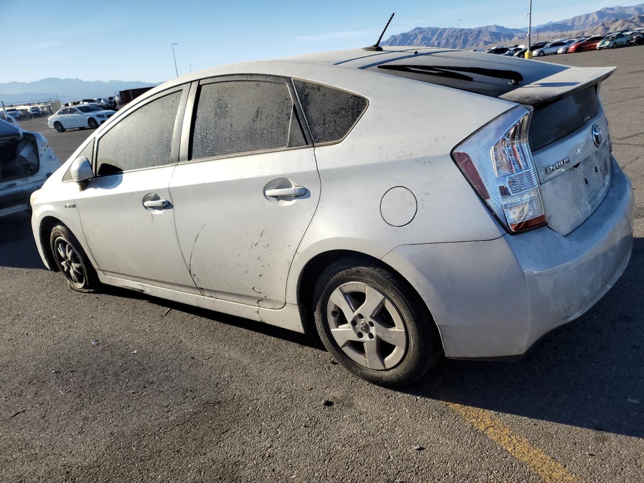 2010 Toyota Prius - Image 2