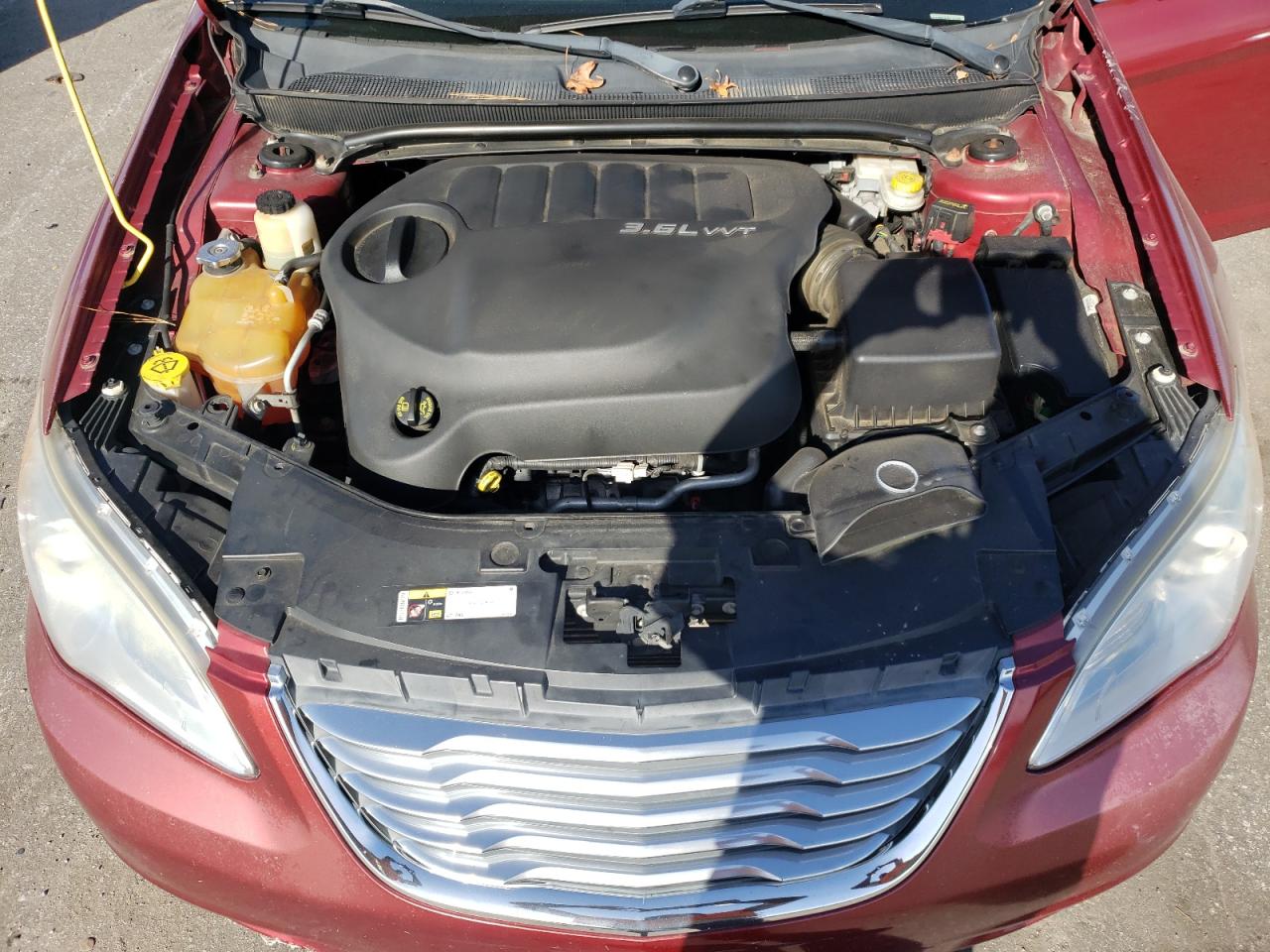 2014 Chrysler 200 - Image 11