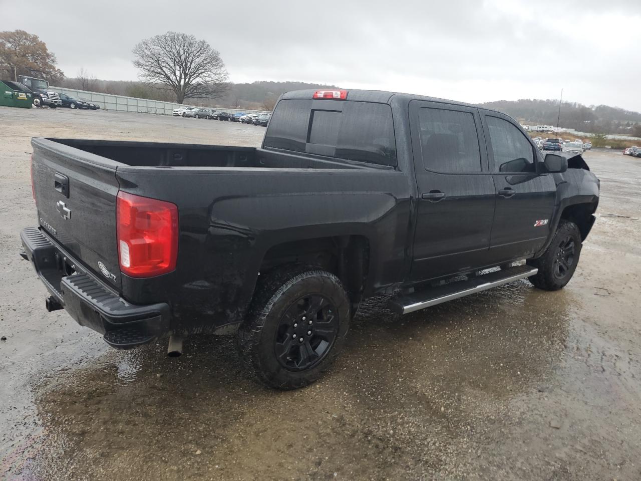 2018 Chevrolet Silverado - Image 3