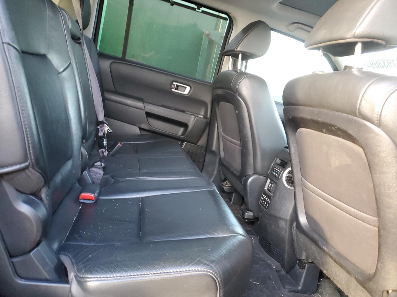 2014 Honda Pilot - Image 12