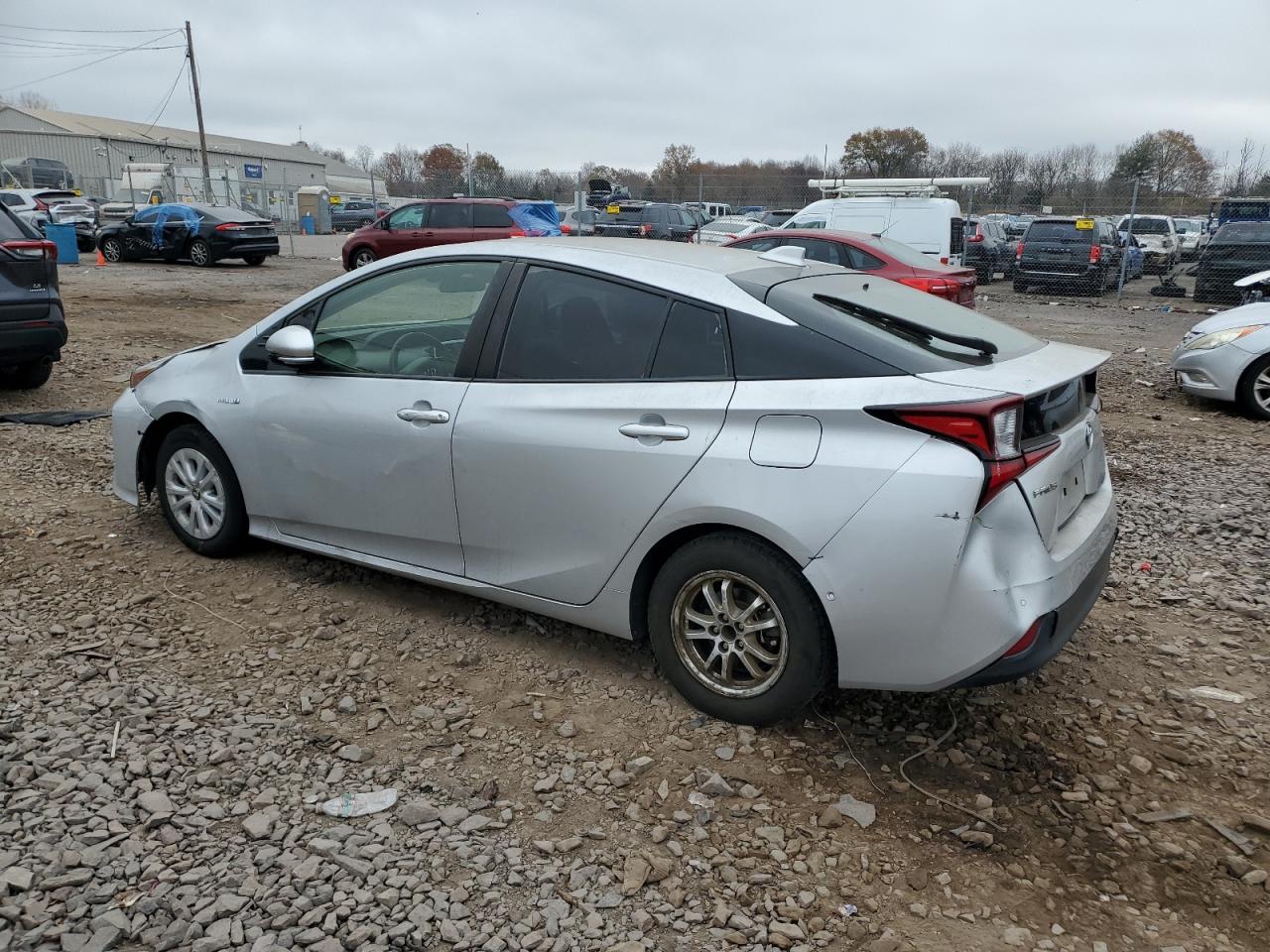 2020 Toyota Prius - Image 2
