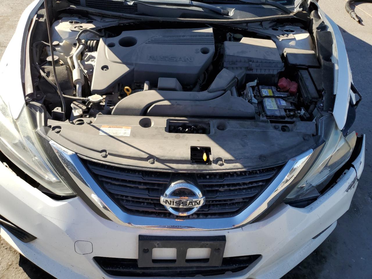 2017 Nissan Altima - Image 11