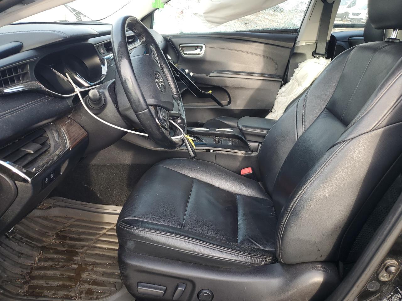 2014 Toyota Avalon - Image 7