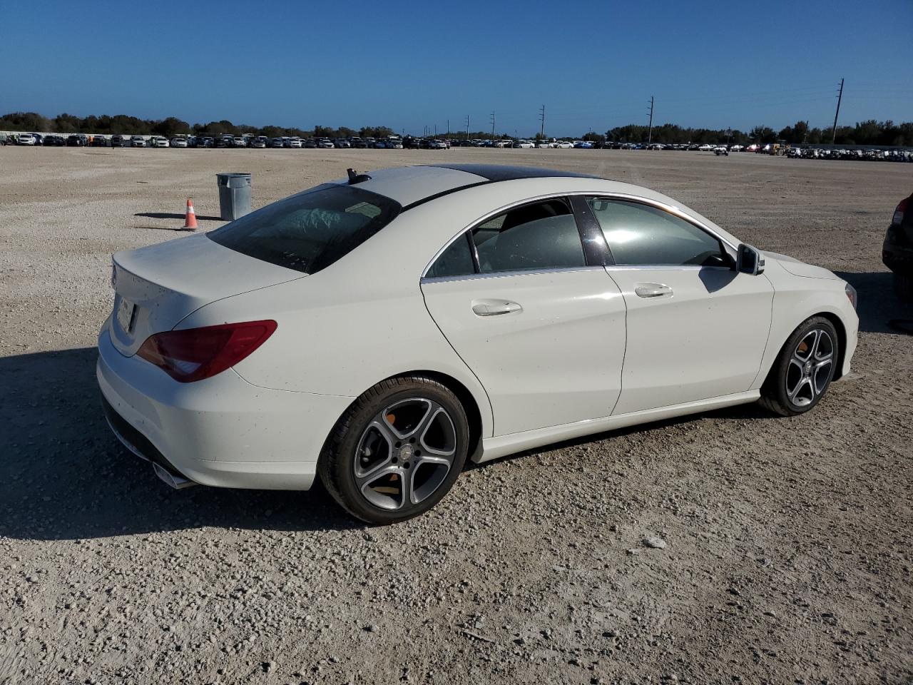 2014 Mercedes-Benz CLA-klasse - Image 3