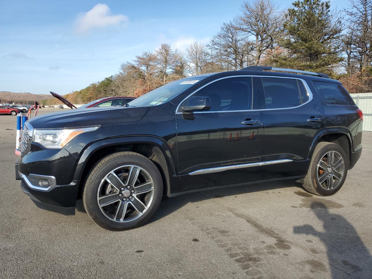 2019 GMC Acadia - Image 1
