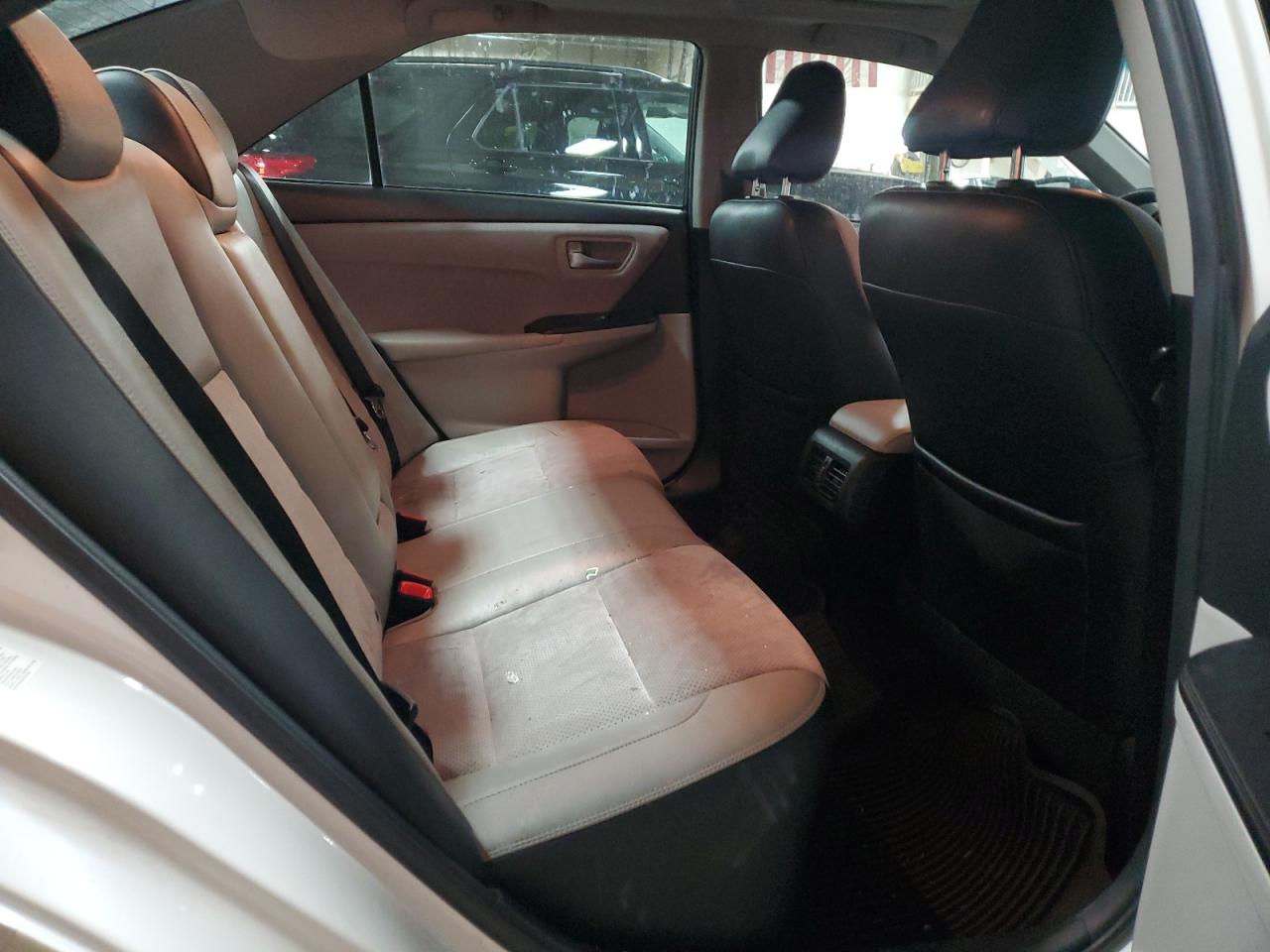 2017 Toyota Camry - Image 10