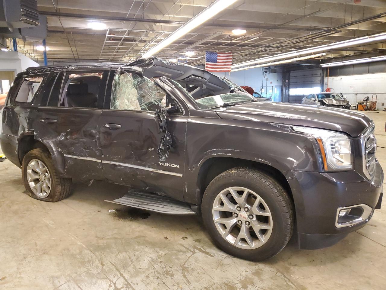 2015 GMC Yukon - Image 4