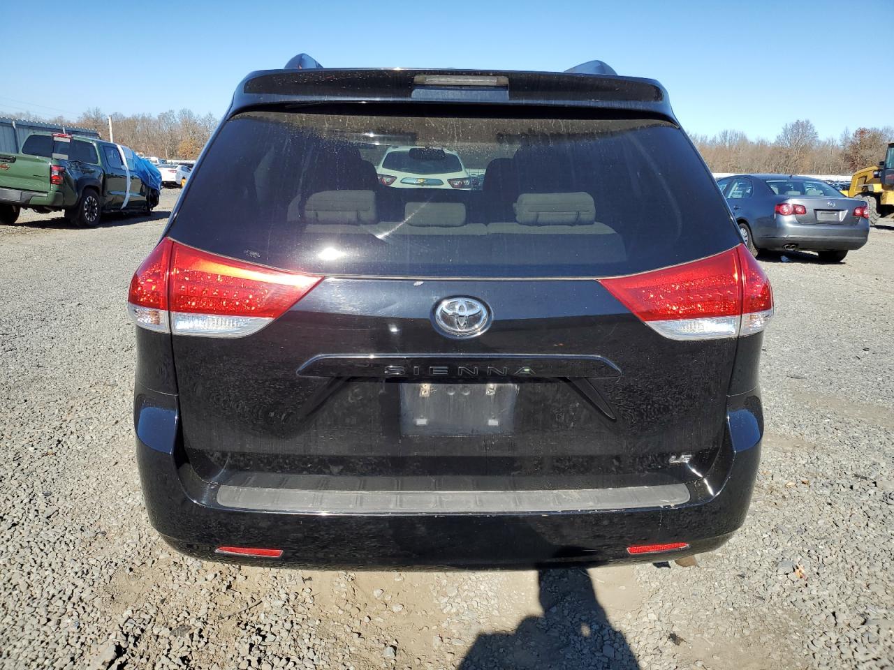 2013 Toyota Sienna Le VIN: 5TDKK3DC5DS367164 Lot: 80190954