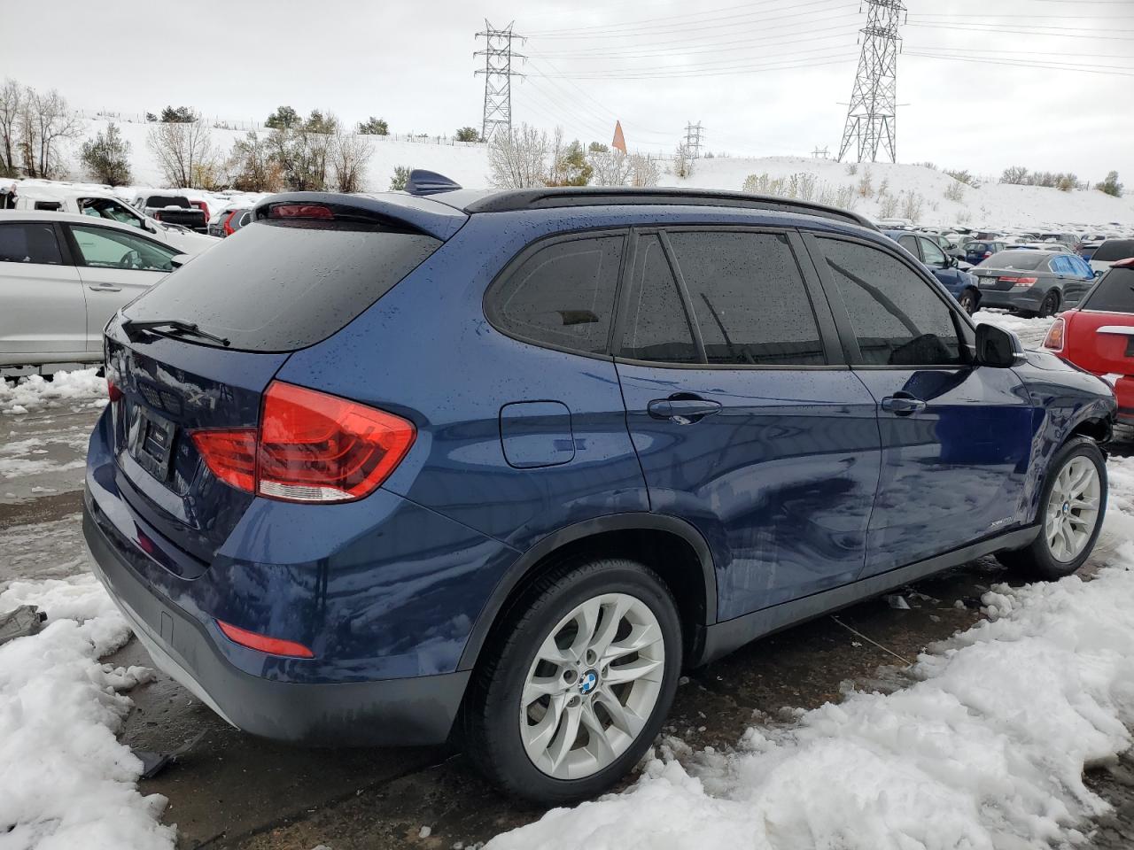 2015 BMW X1 - Image 3