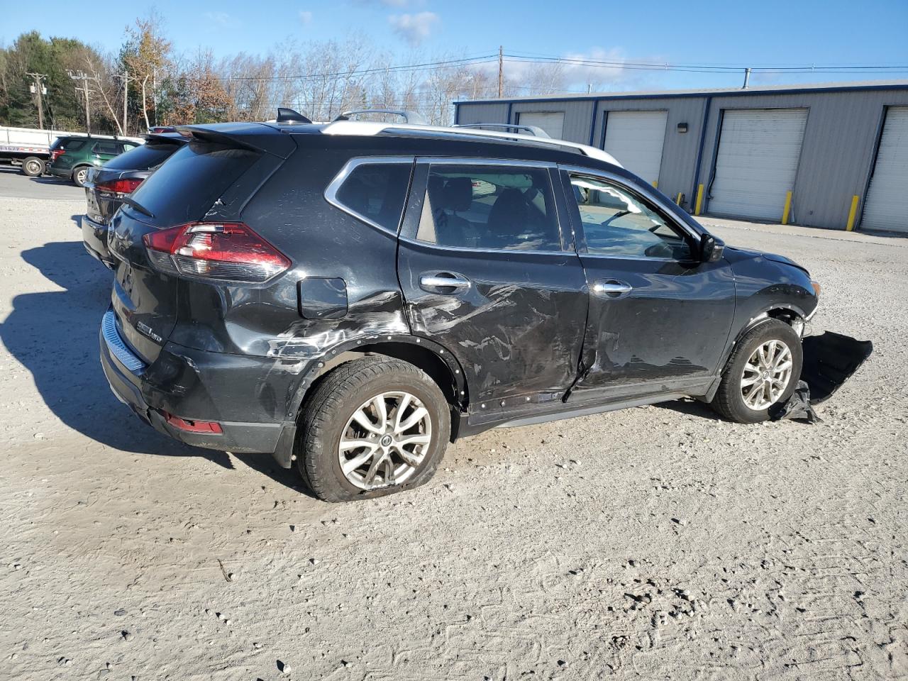 2019 Nissan Rogue - Image 3