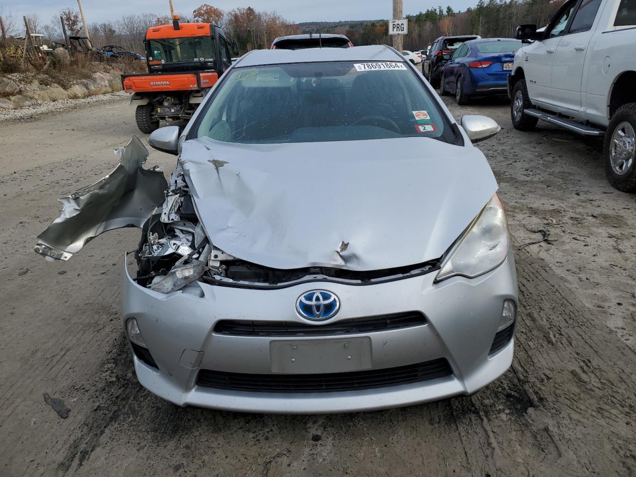 2014 Toyota Prius - Image 5