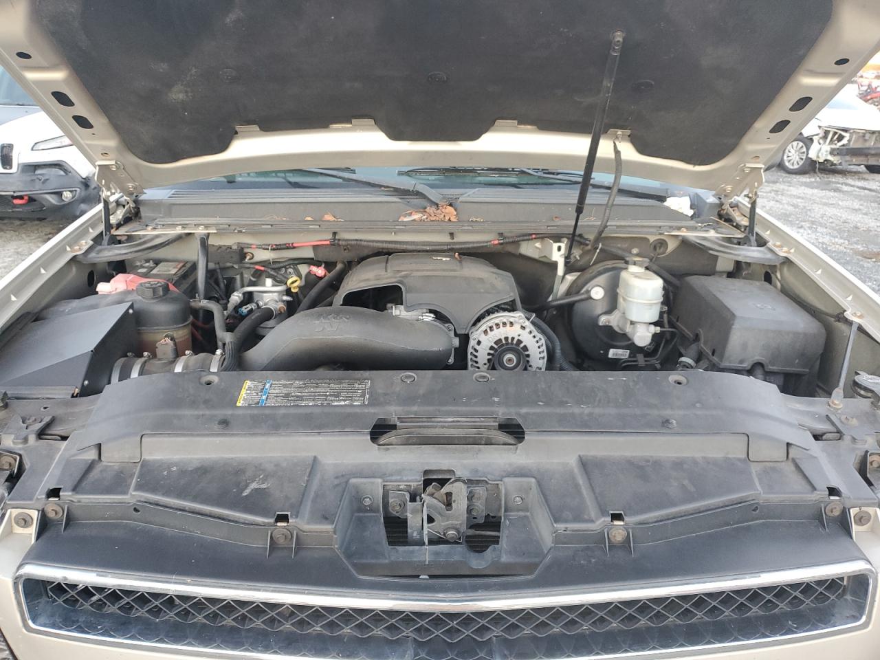 2008 Chevrolet Avalanche - Image 11