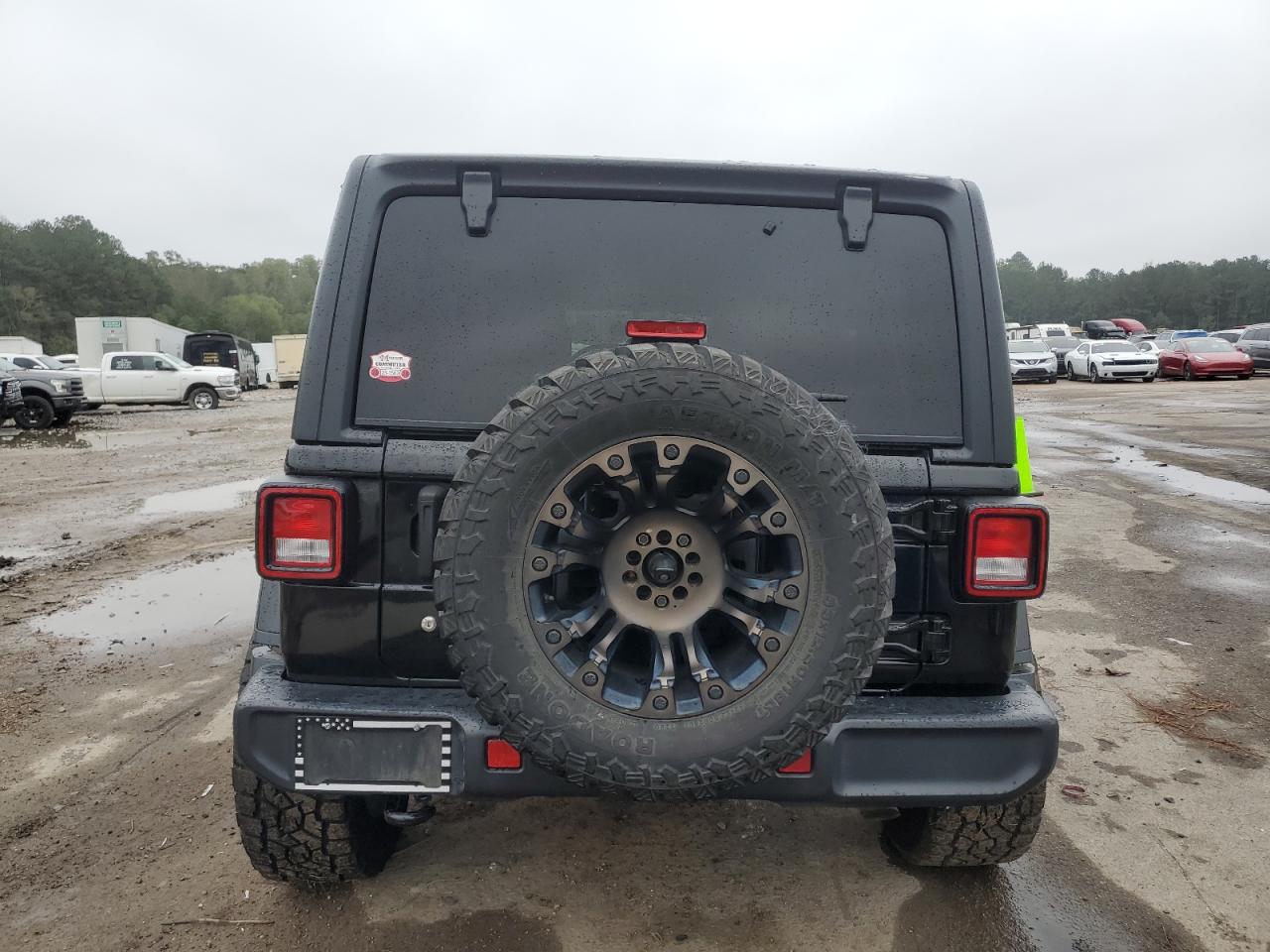 2019 Jeep Wrangler Unlimited Sahara VIN: 1C4HJXEG6KW551824 Lot: 80547864