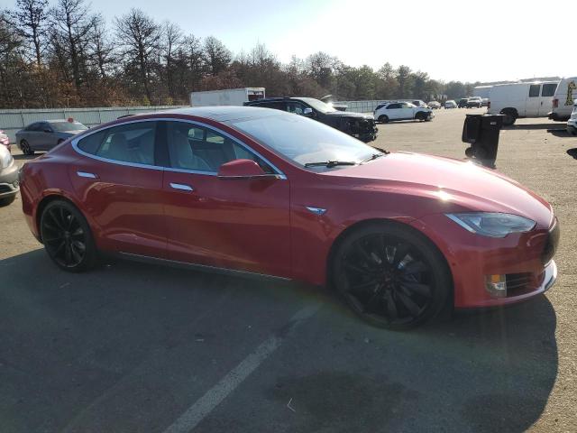 Хетчбеки TESLA MODEL S 2015 Червоний