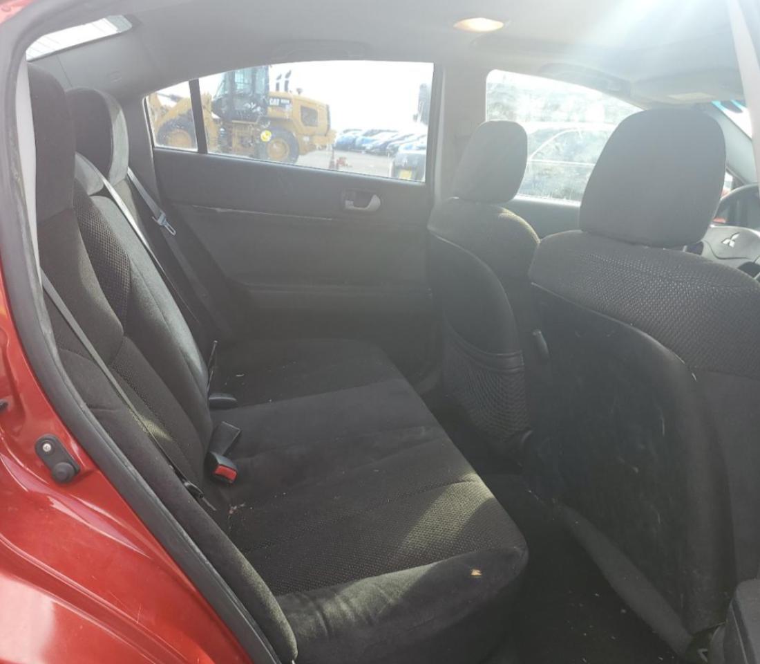 2012 Mitsubishi Galant - Image 10