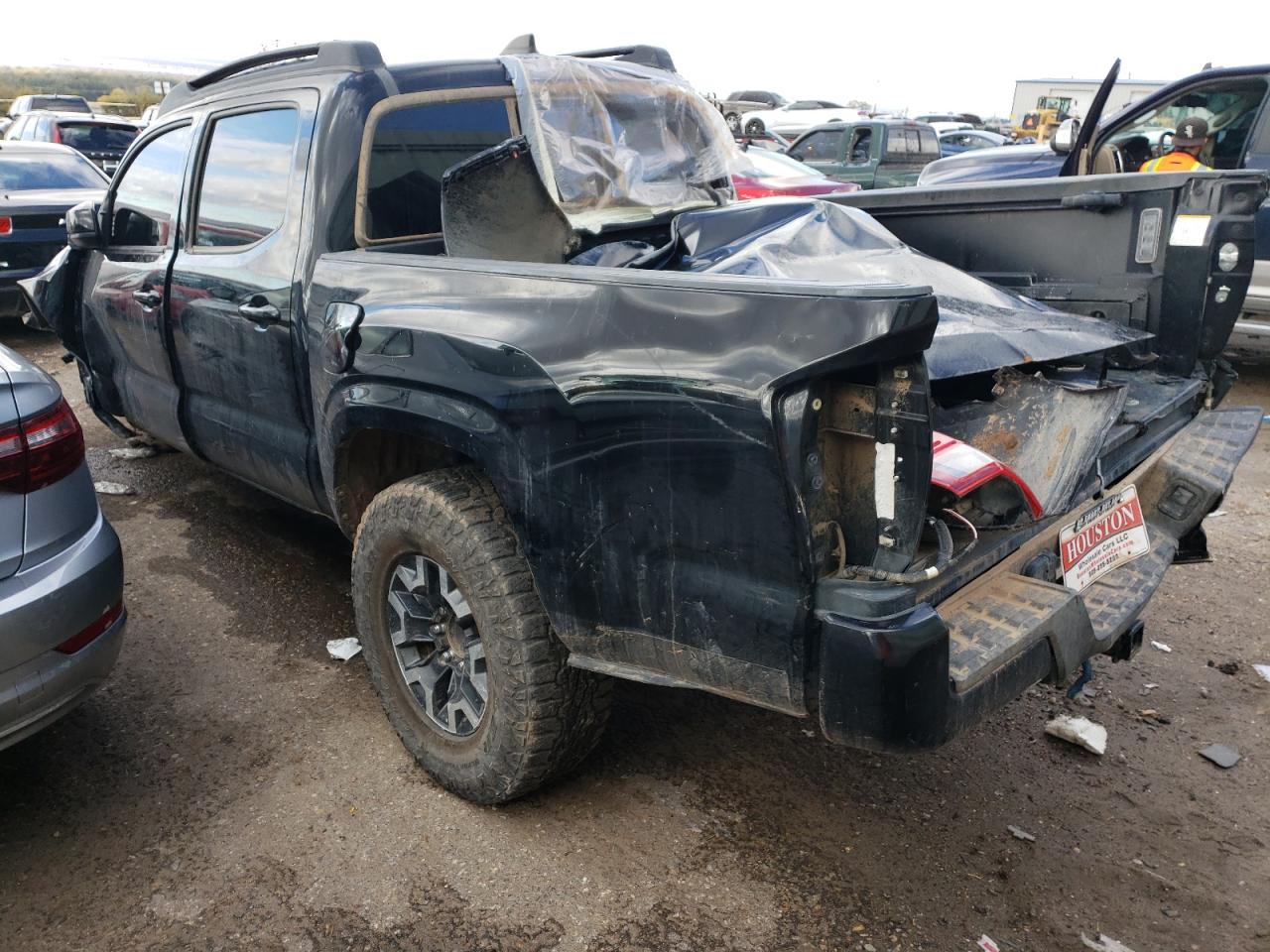 2022 Toyota Tacoma - Image 2