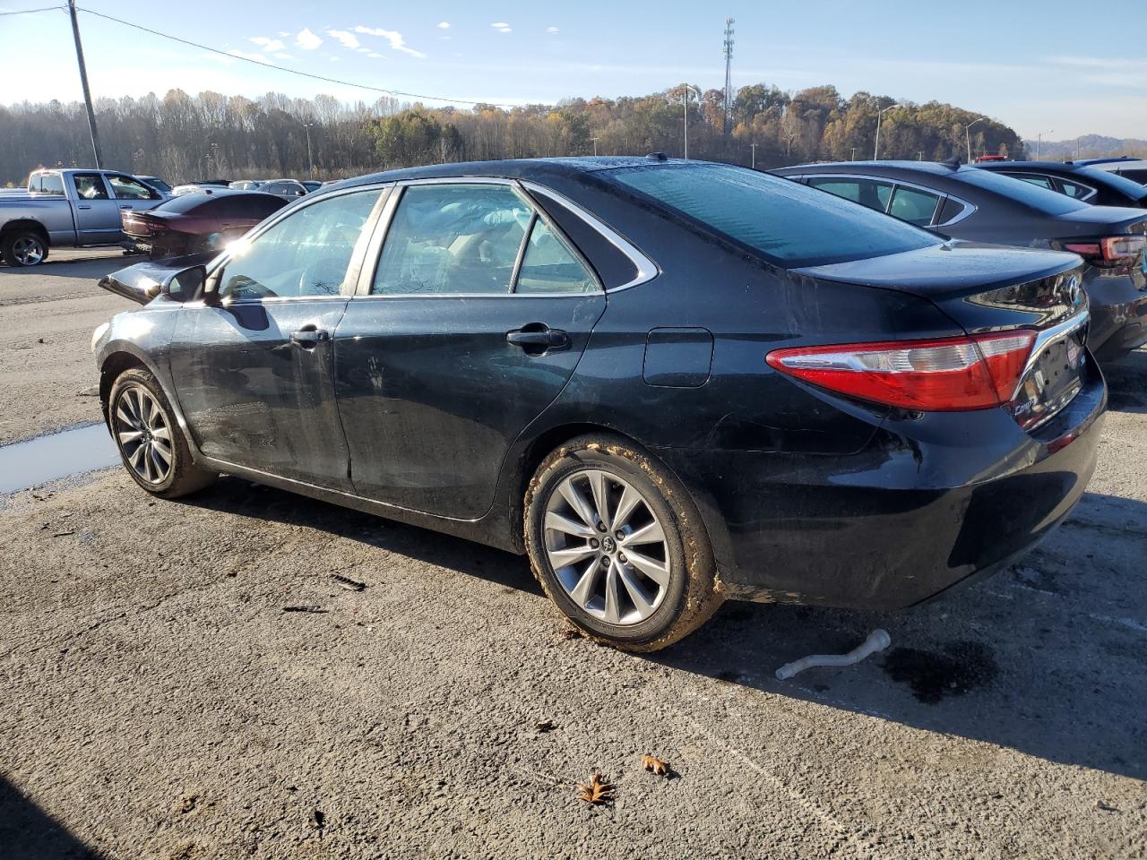 2015 Toyota Camry - Image 2
