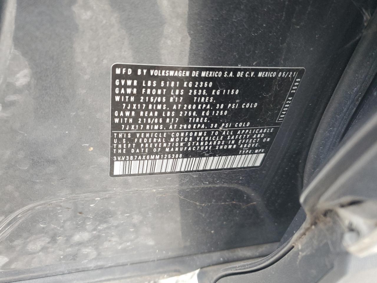 2021 Volkswagen Tiguan - Image 15