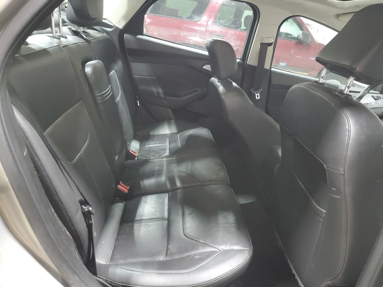 2015 Ford Focus - Image 10