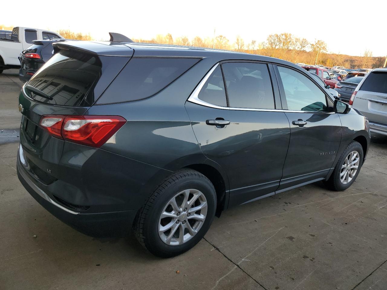 2018 Chevrolet Equinox - Image 3