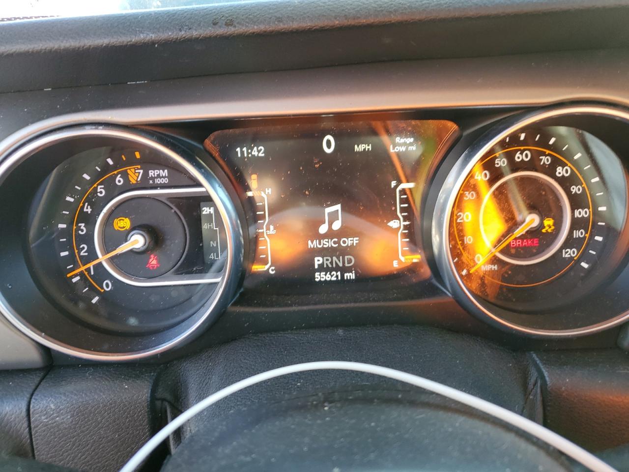 2019 Jeep Wrangler - Image 9
