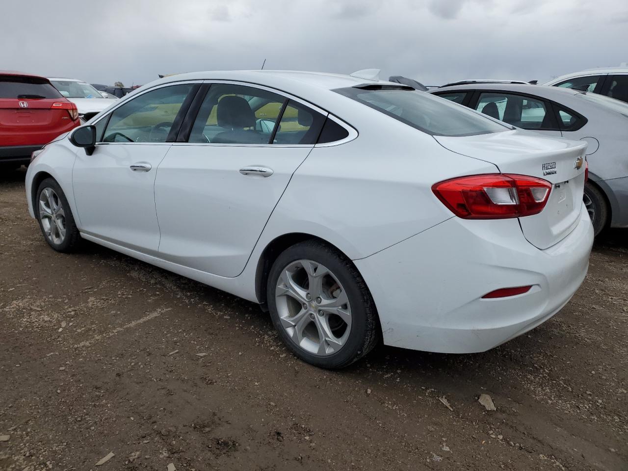 2017 Chevrolet Cruze - Image 2