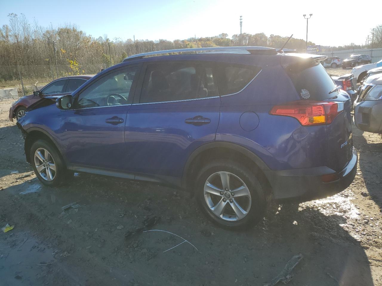 2015 Toyota RAV 4 - Image 2