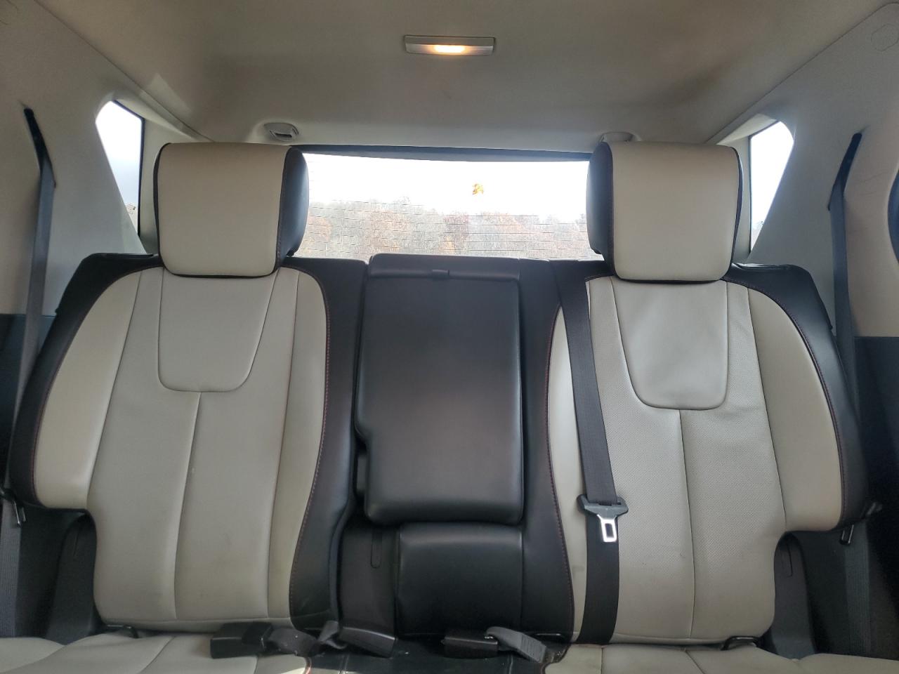 2011 Chevrolet Equinox - Image 10