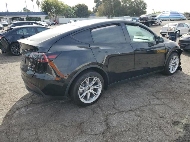  TESLA MODEL Y 2023 Черный