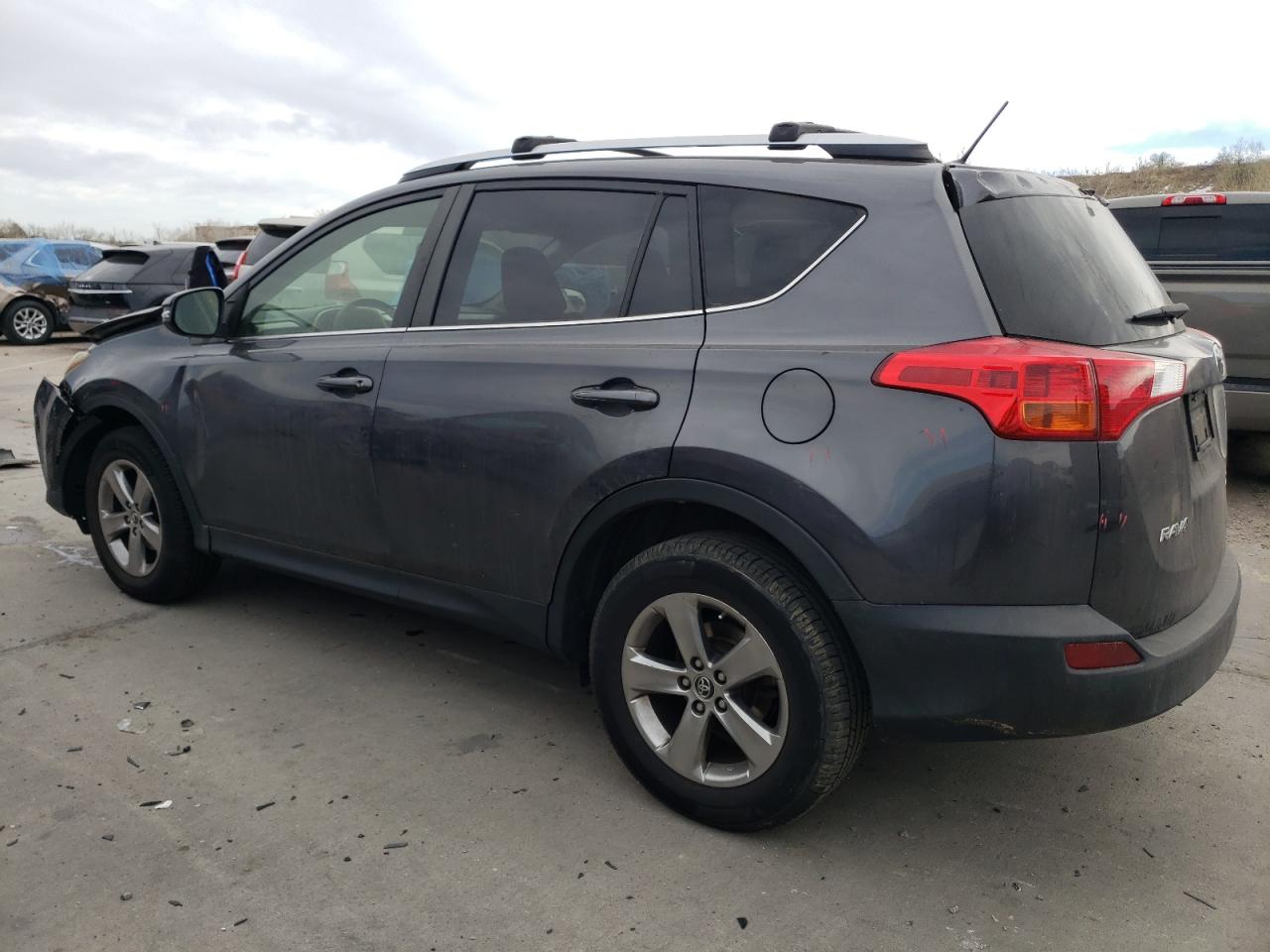 2015 Toyota RAV 4 - Image 2