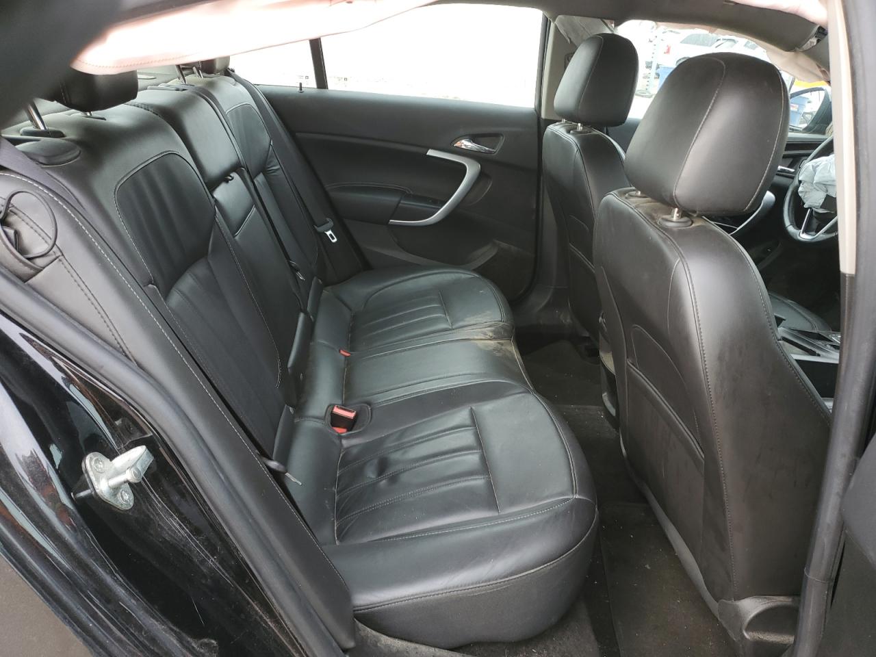 2014 Buick Regal - Image 10