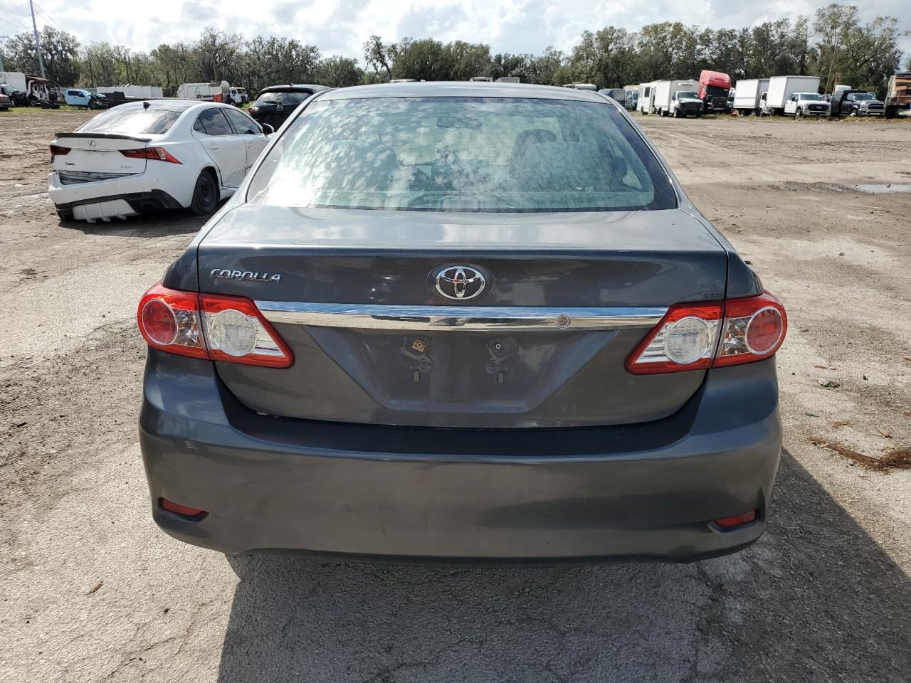 VIN 2T1BU4EE6DC968026 2013 TOYOTA COROLLA no.6