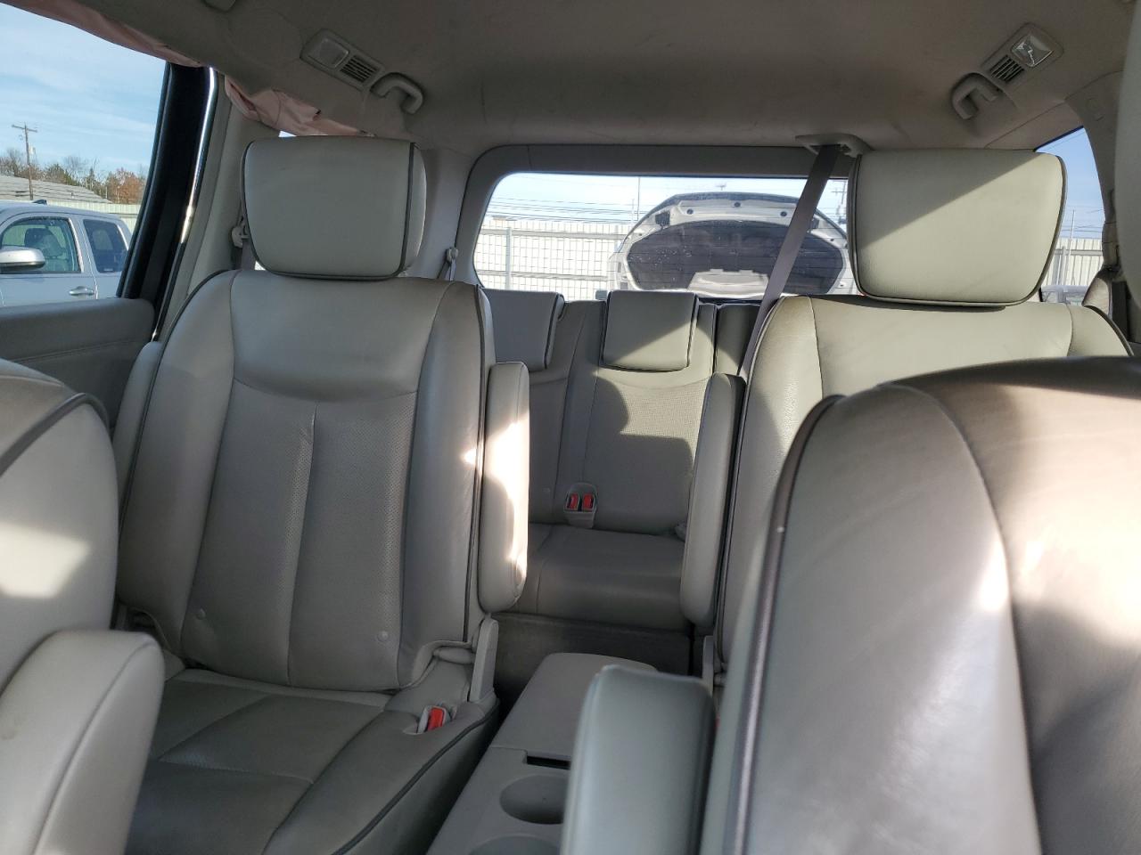 2013 Nissan Quest - Image 10