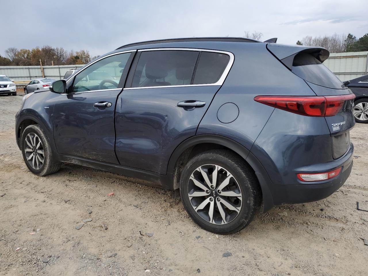 2018 Kia Sportage - Image 2