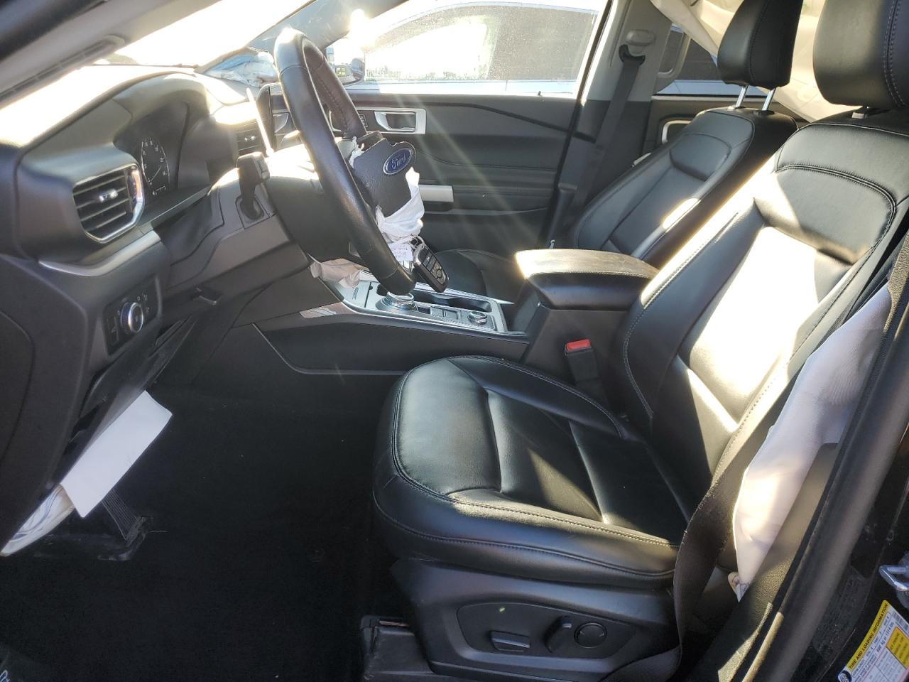 2023 Ford Explorer - Image 7