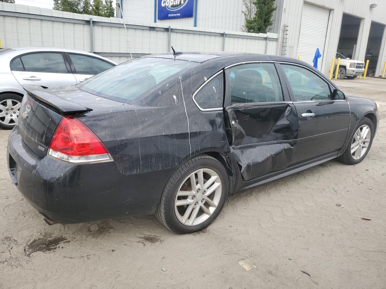 2014 Chevrolet Impala - Image 3