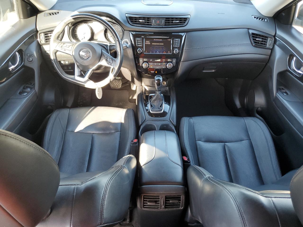 2018 Nissan Rogue - Image 8