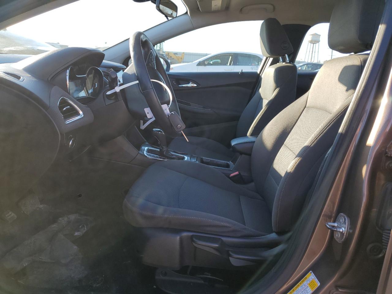 2019 Chevrolet Cruze - Image 7