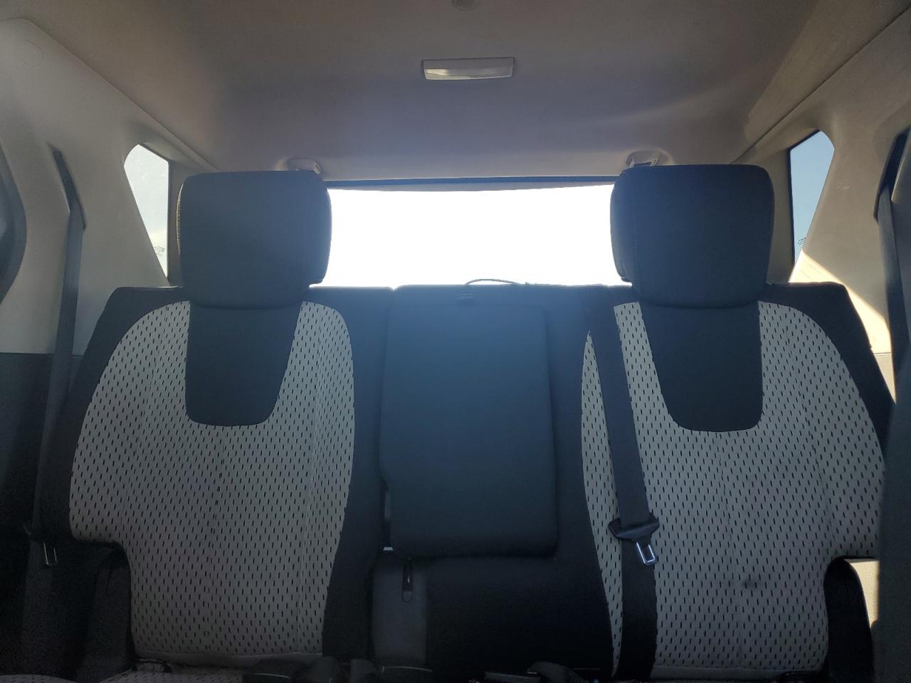 2010 Chevrolet Equinox - Image 10