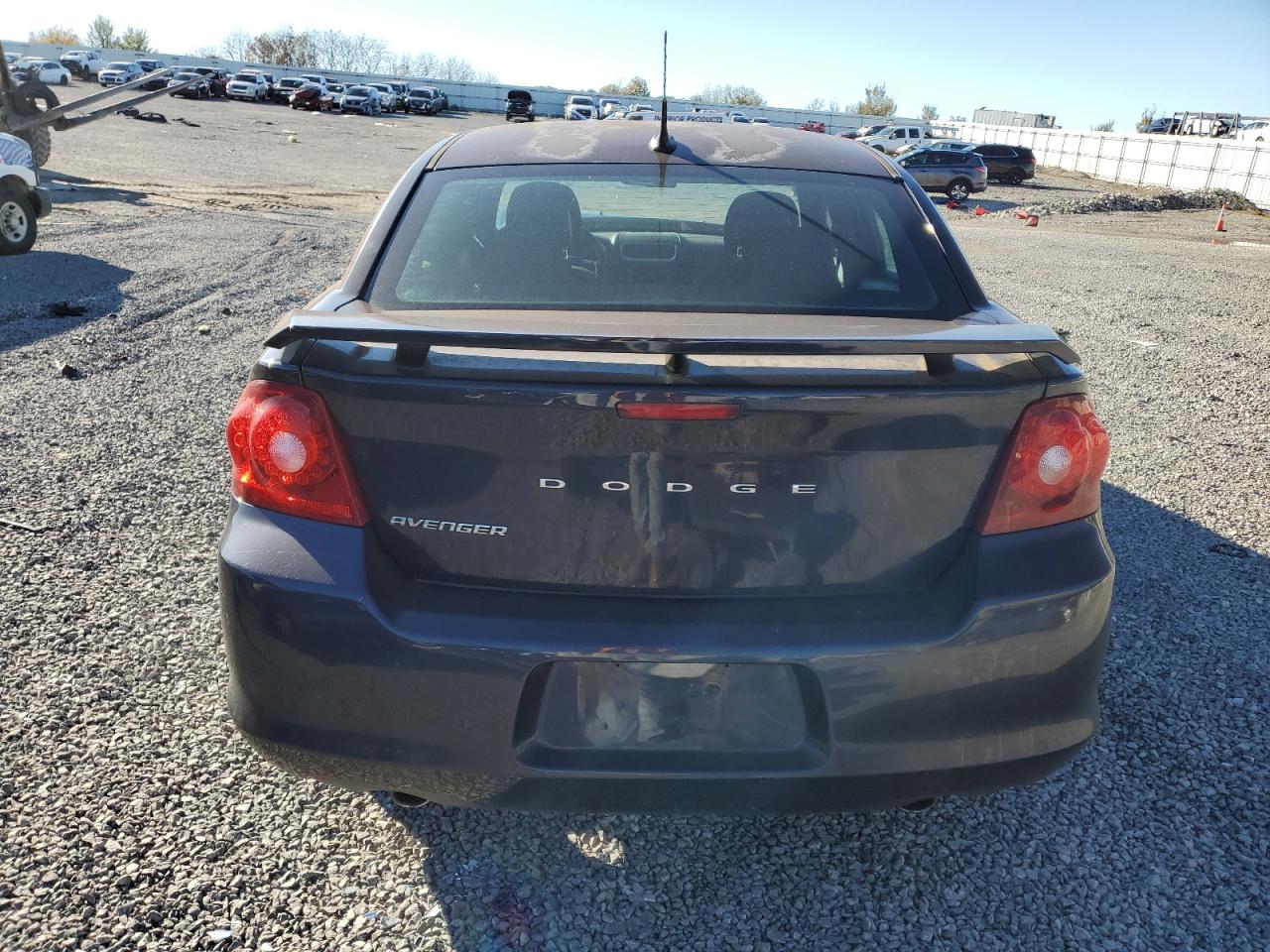 2011 Dodge Avenger - Image 6