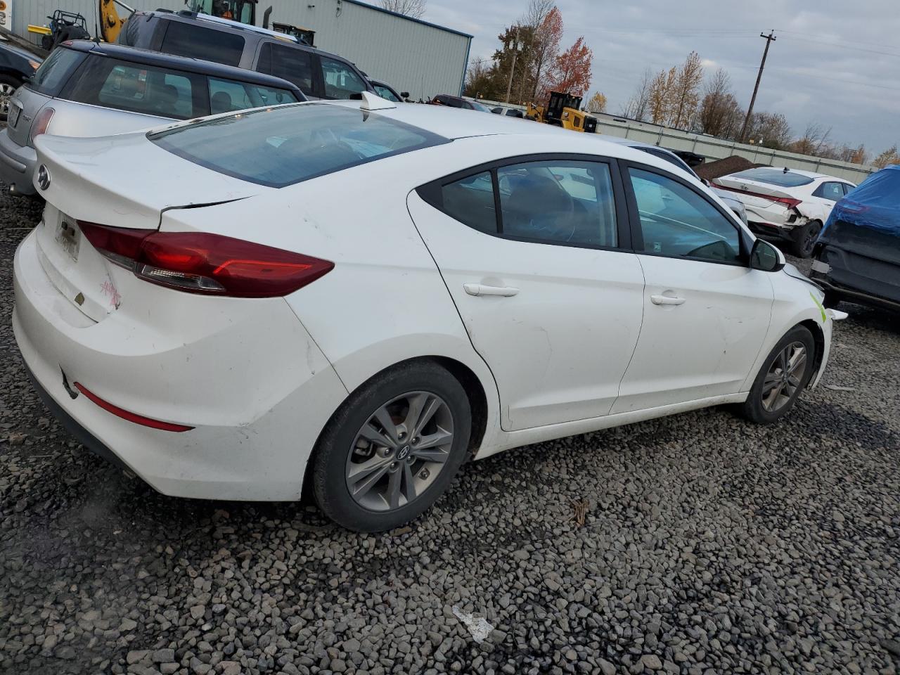2018 Hyundai Elantra - Image 3