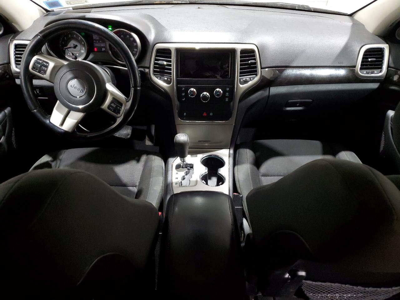 2012 Jeep Grand Cherokee - Image 8