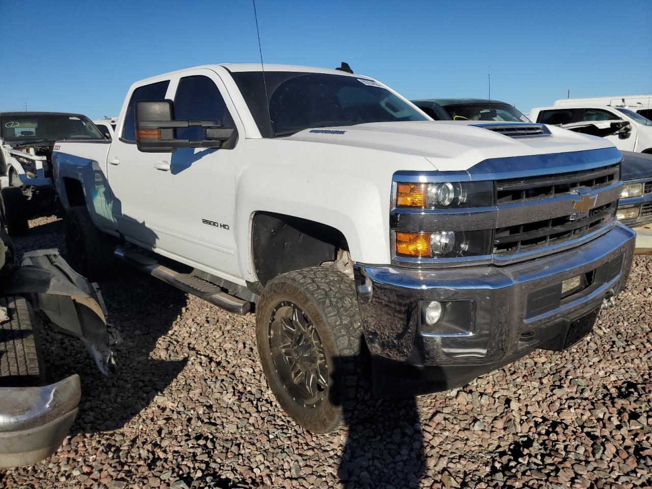2018 Chevrolet Silverado - Image 4