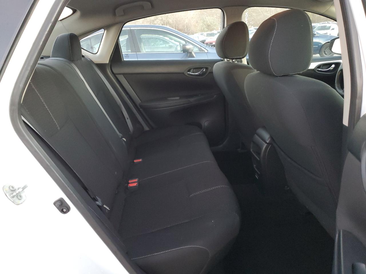 2018 Nissan Sentra - Image 10