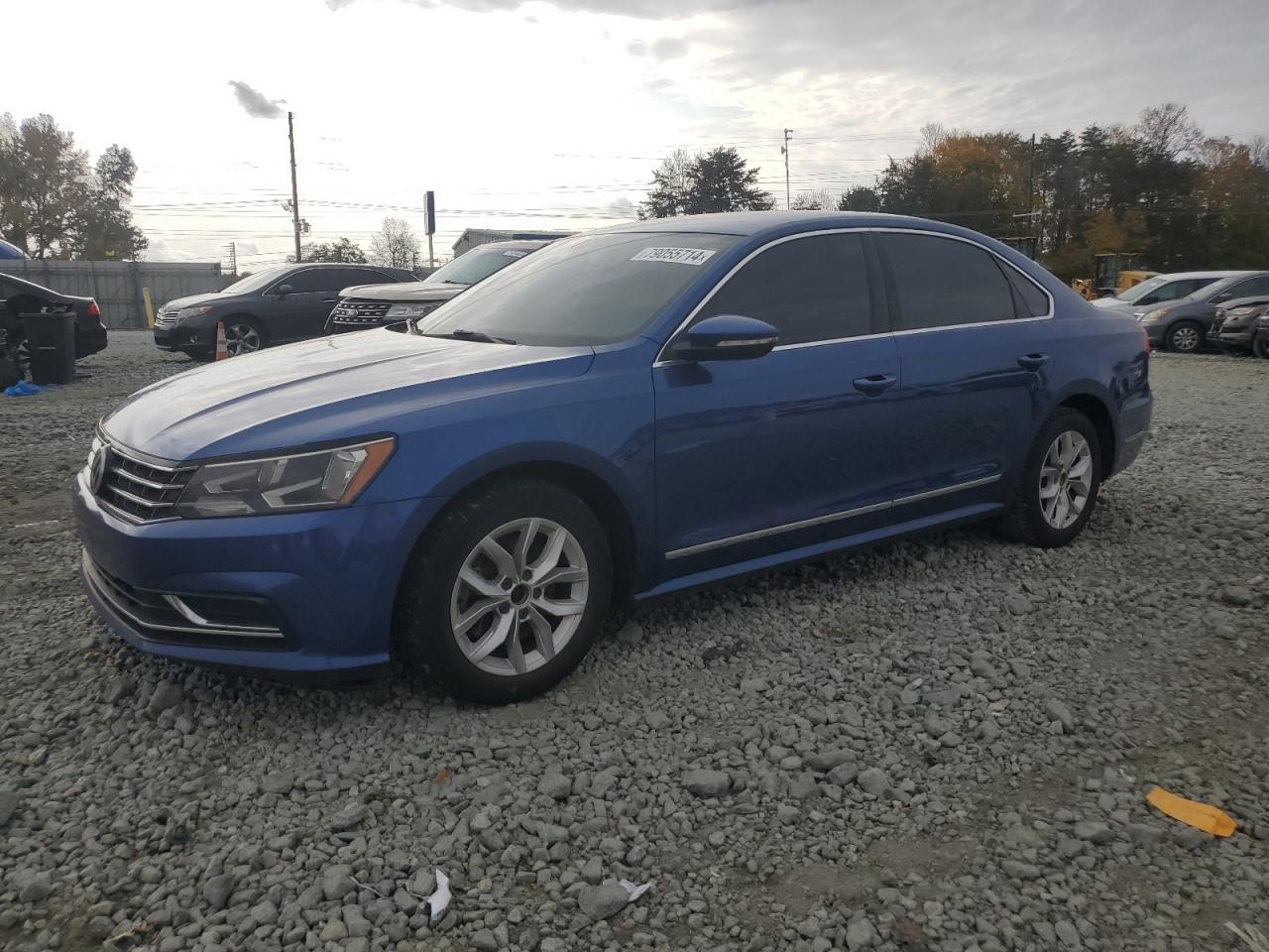 2017 VOLKSWAGEN PASSAT