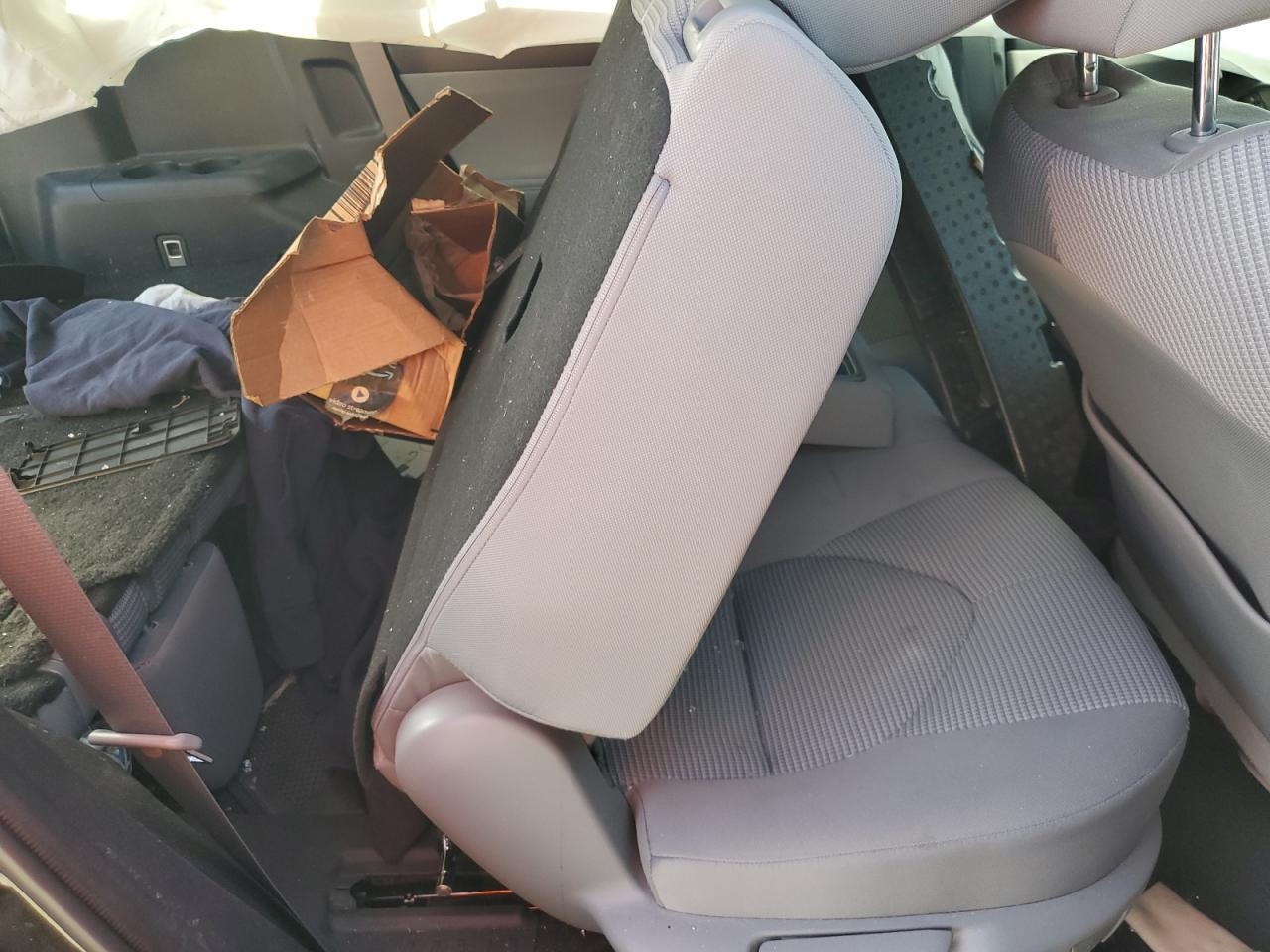 2021 Toyota Highlander - Image 12