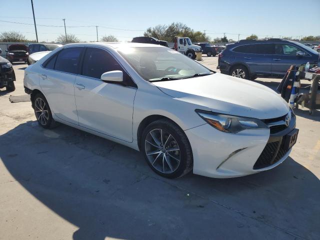  TOYOTA CAMRY 2017 White