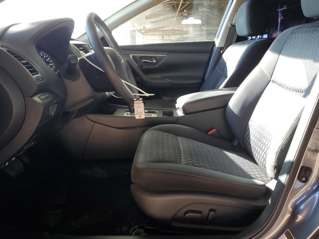 2018 Nissan Altima - Image 7