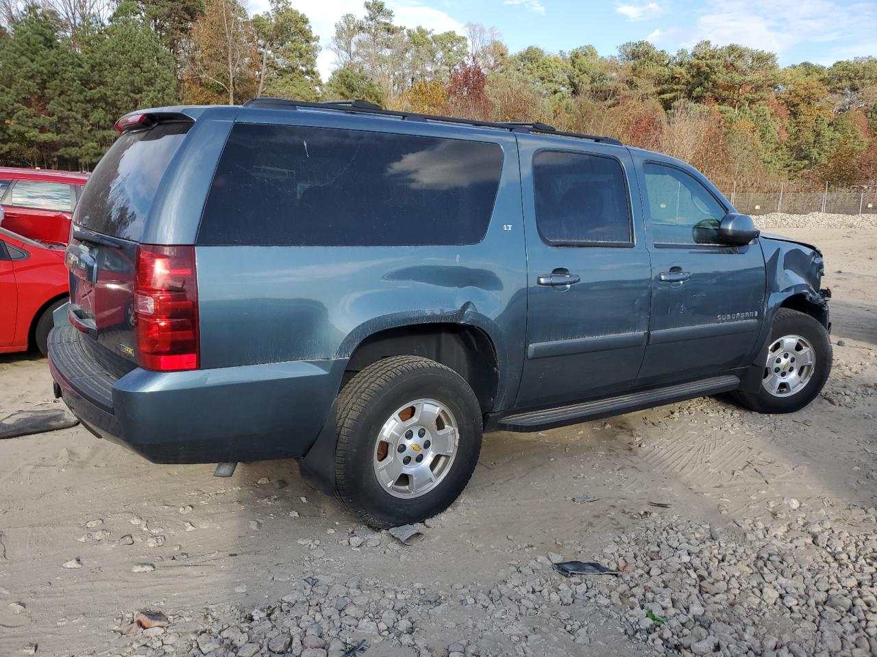 2009 Chevrolet Suburban - Image 3