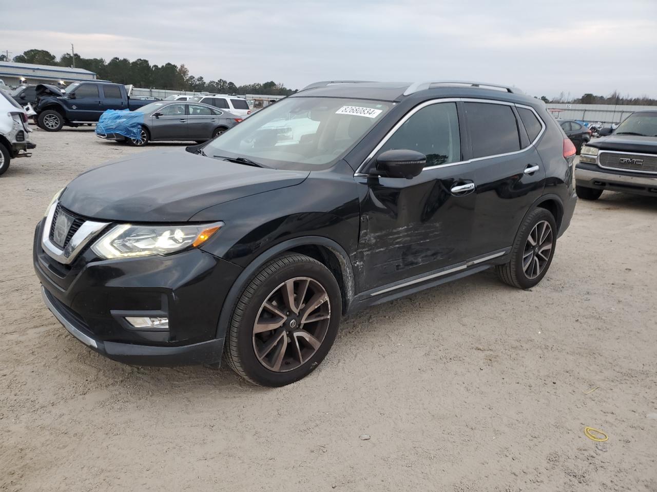 2017 Nissan Rogue - Image 1